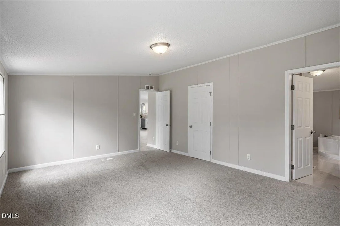 Photo of 493 Williams Road