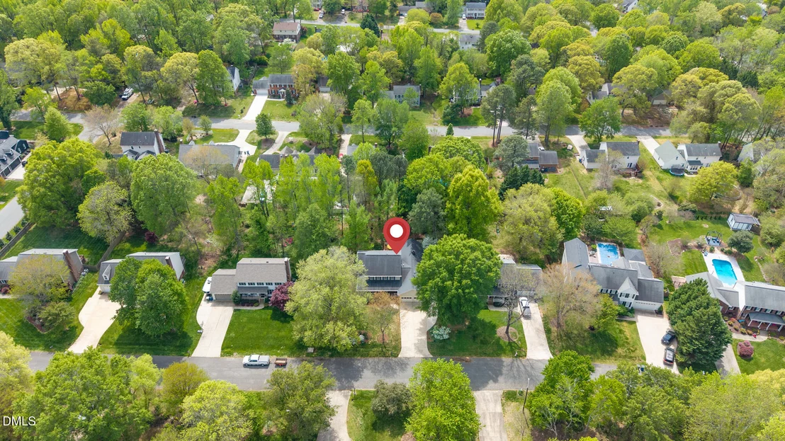Photo of 207 Windrift Drive