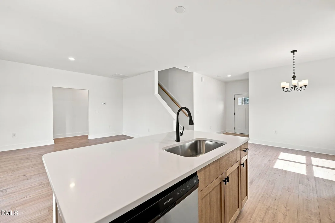 Photo of 155 Grinnell Loop