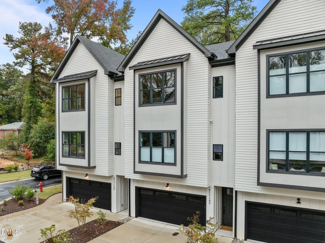 Photo of Unit 105 at 811 Maple Berry Lane