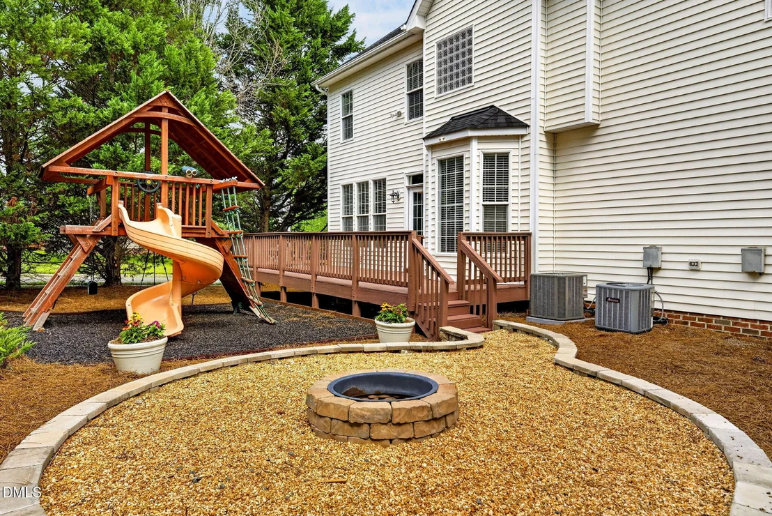 Photo of 802 Fanning Way