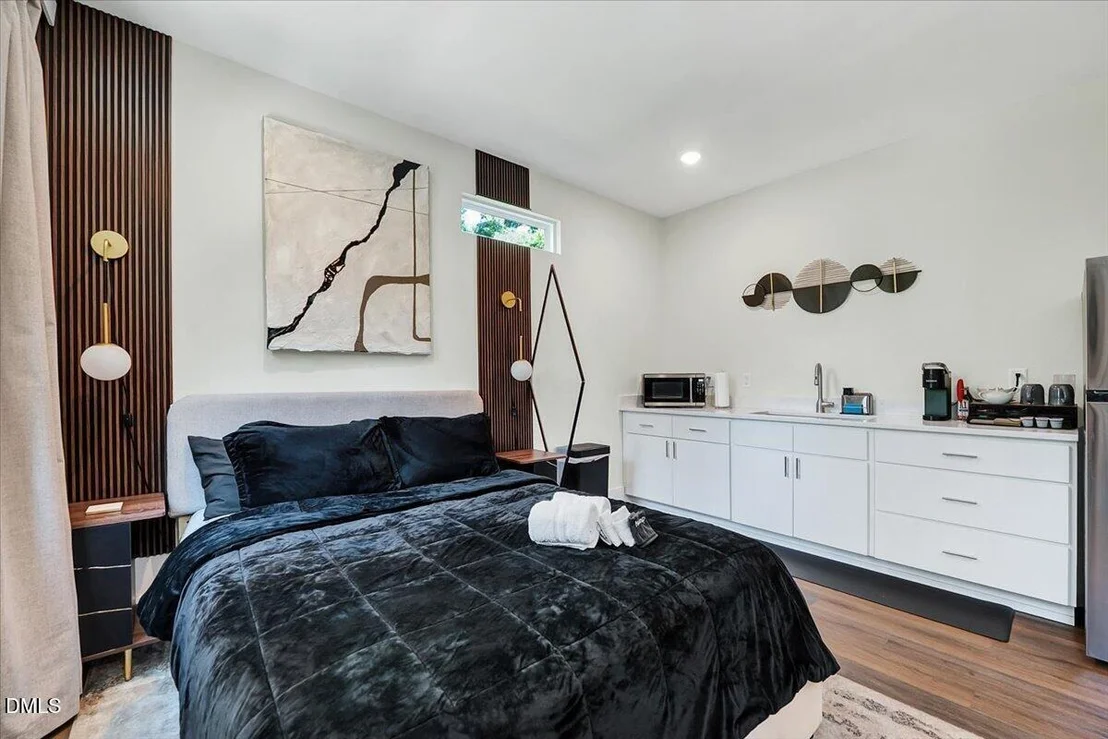 Photo of 2982 Carolyn Drive