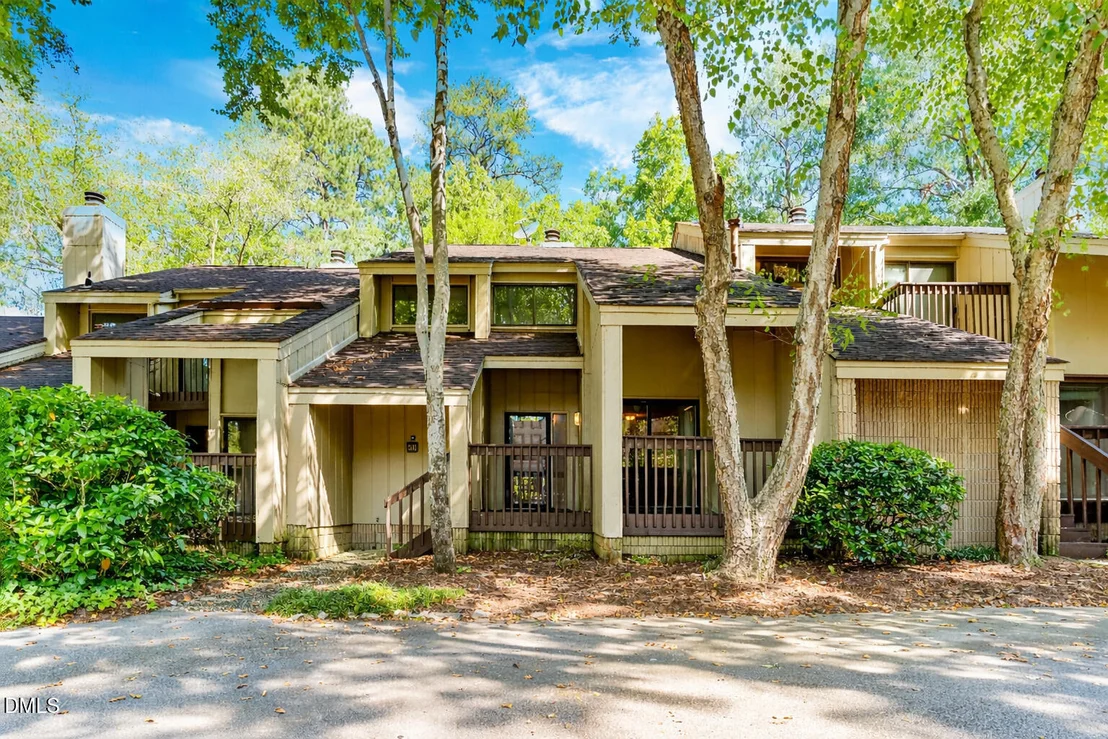 Photo of Unit UNIT50 at 4100 Five Oaks Drive