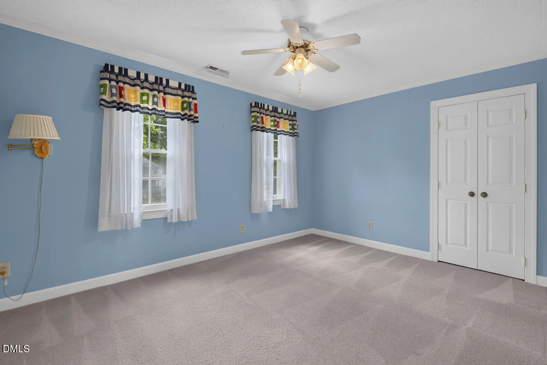 Photo of 6125 Iris Drive