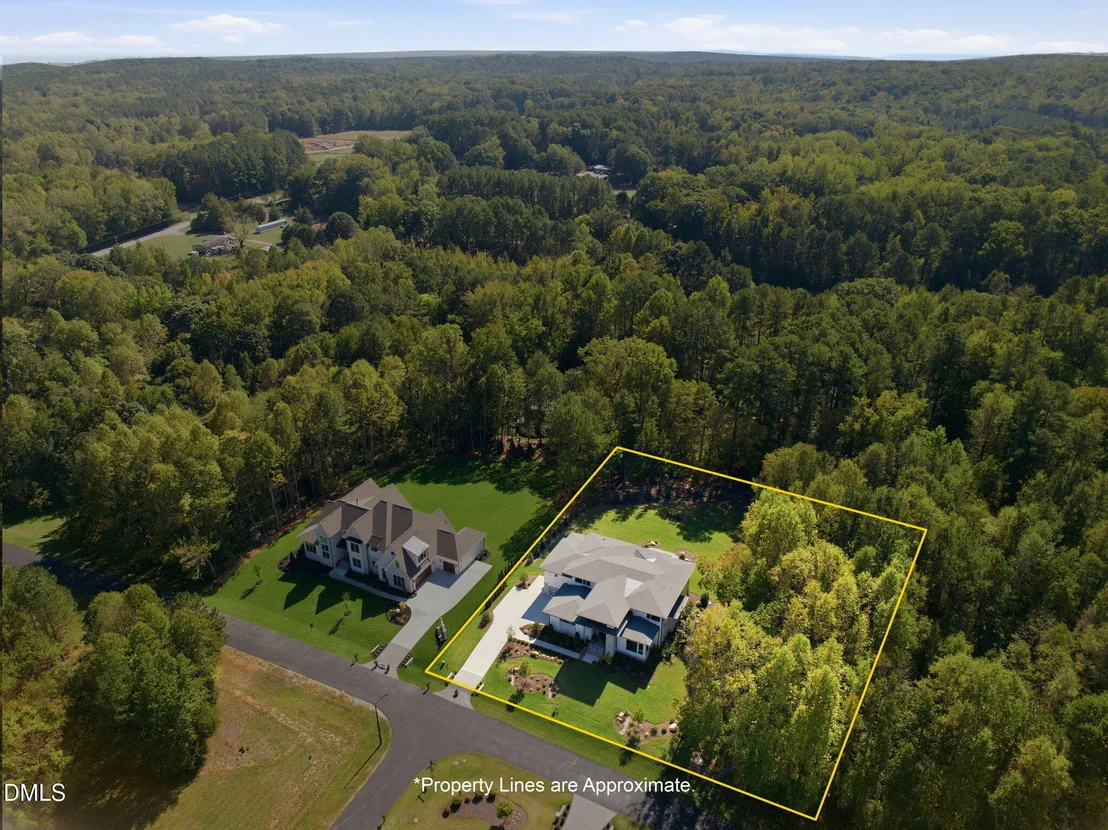 Photo of 213 Westhampton Drive