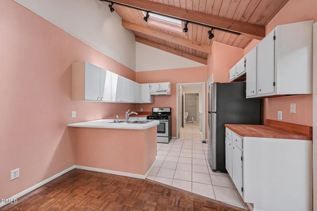 Photo of 4 Matchwood