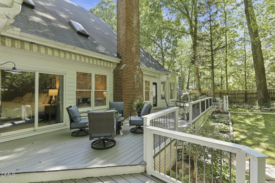Photo of 429 Grosvenor Drive