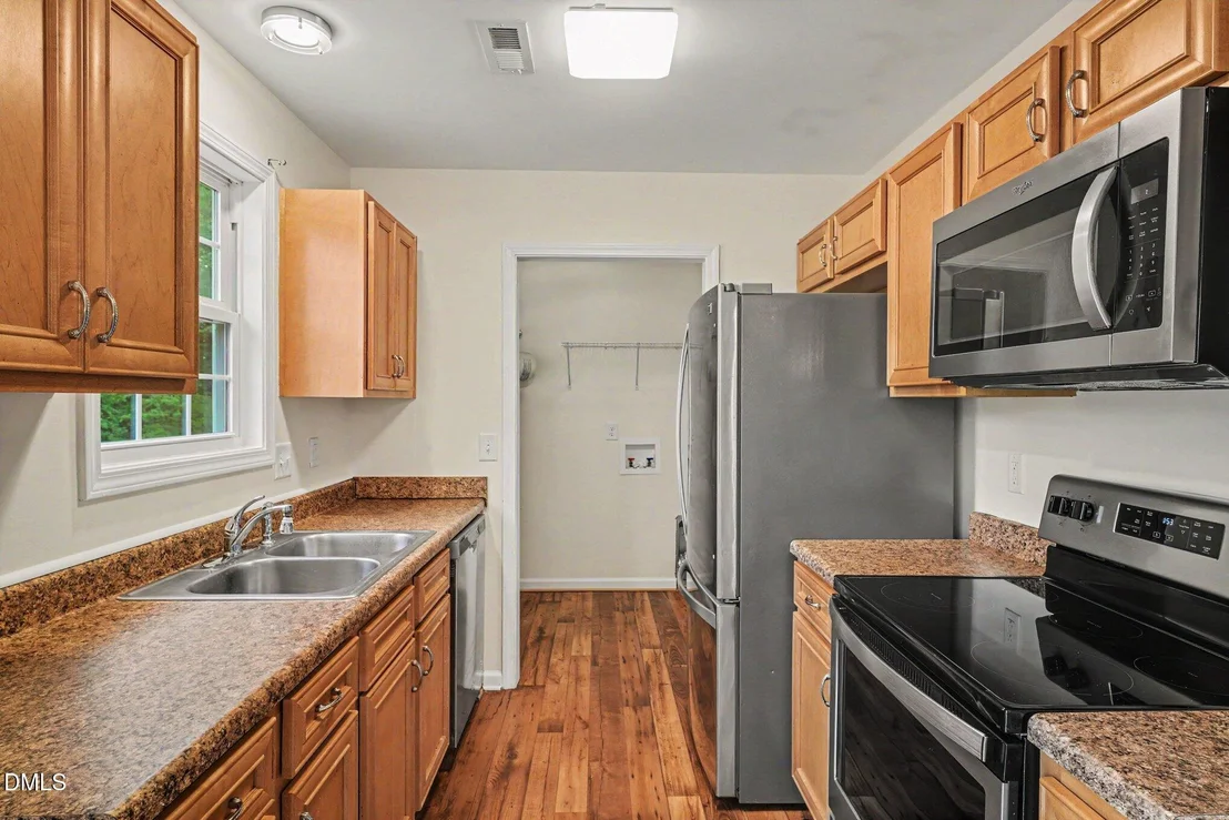 Photo of 7261 Clara Street