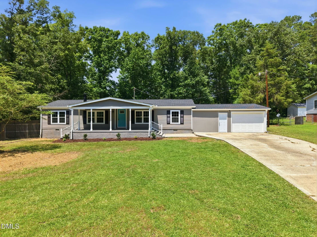 Photo of 3841 Dodge Avenue