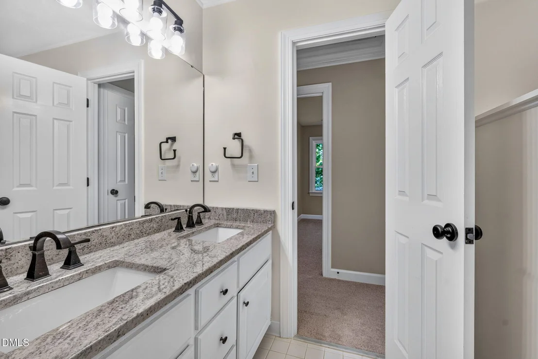Photo of 2109 Carriage Way