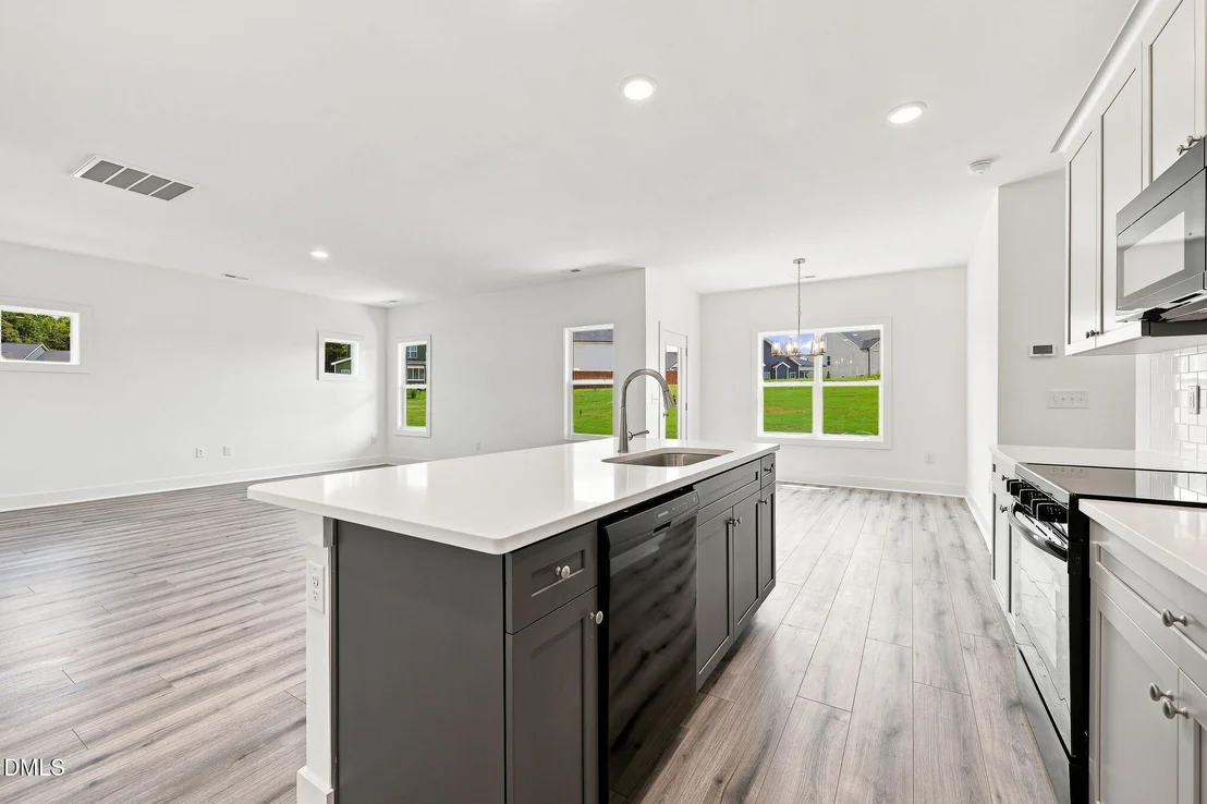 Photo of 147 Grinnell Loop