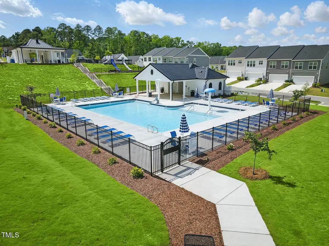 Photo of Unit 43 at 264 Meadowbark Bend