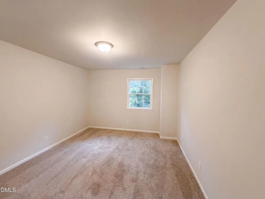 Photo of 1304 Wicklow Drive