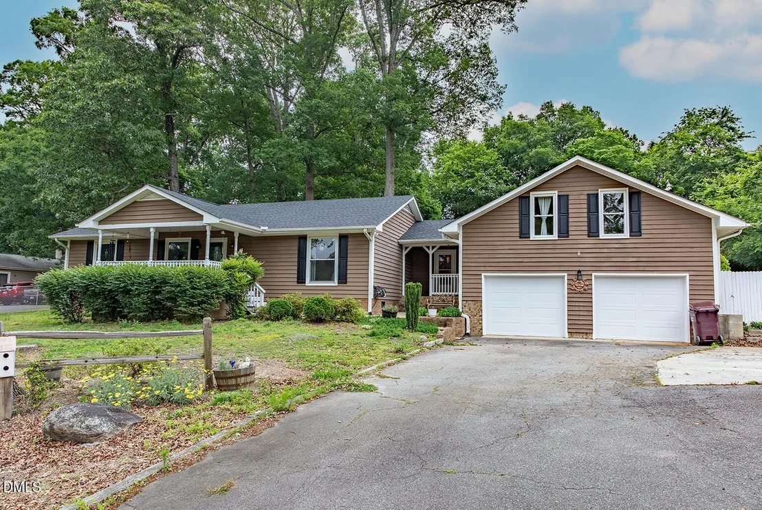 Photo of 13016 Meadow Ridge Drive