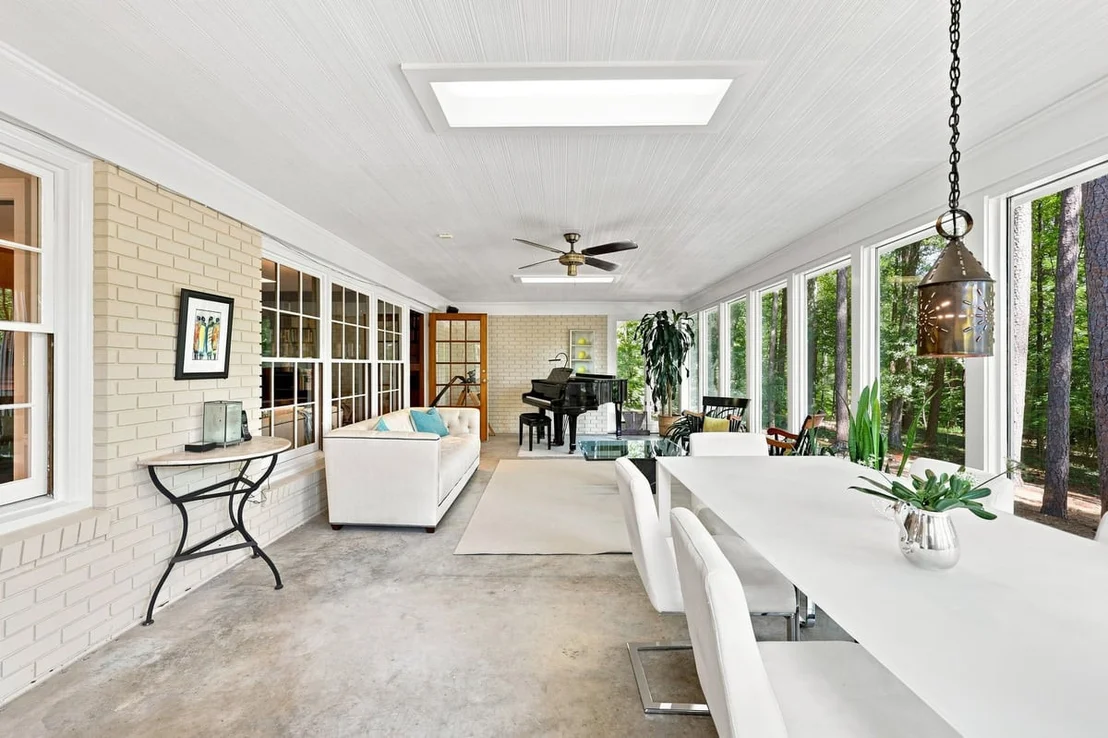 Photo of 3605 Rugby Road