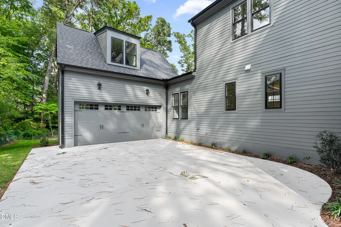 Photo of 6 Chantilly Place
