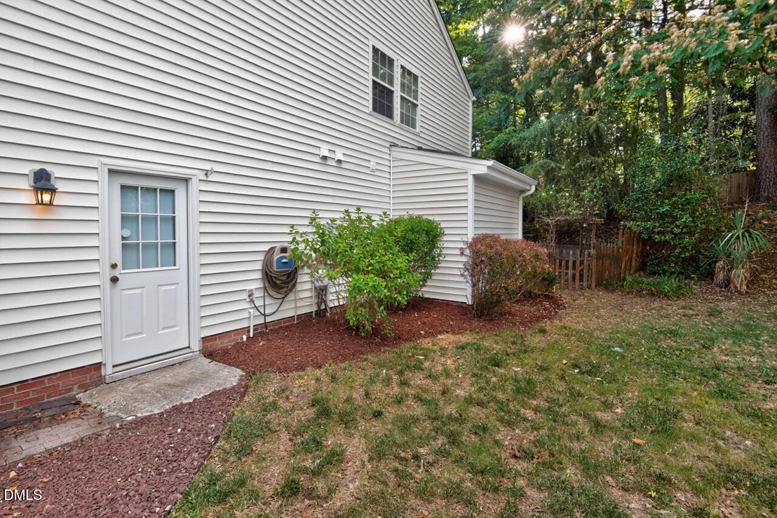 Photo of 2210 Parkside Drive