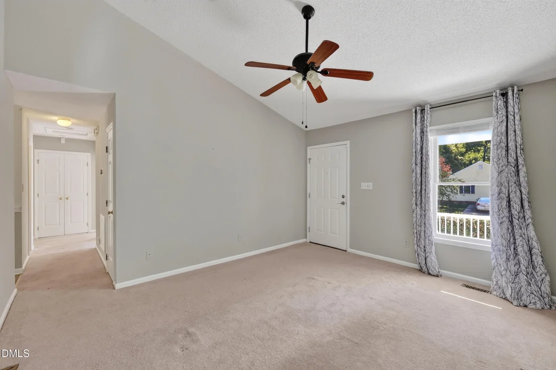 Photo of 208 Crosspine Drive