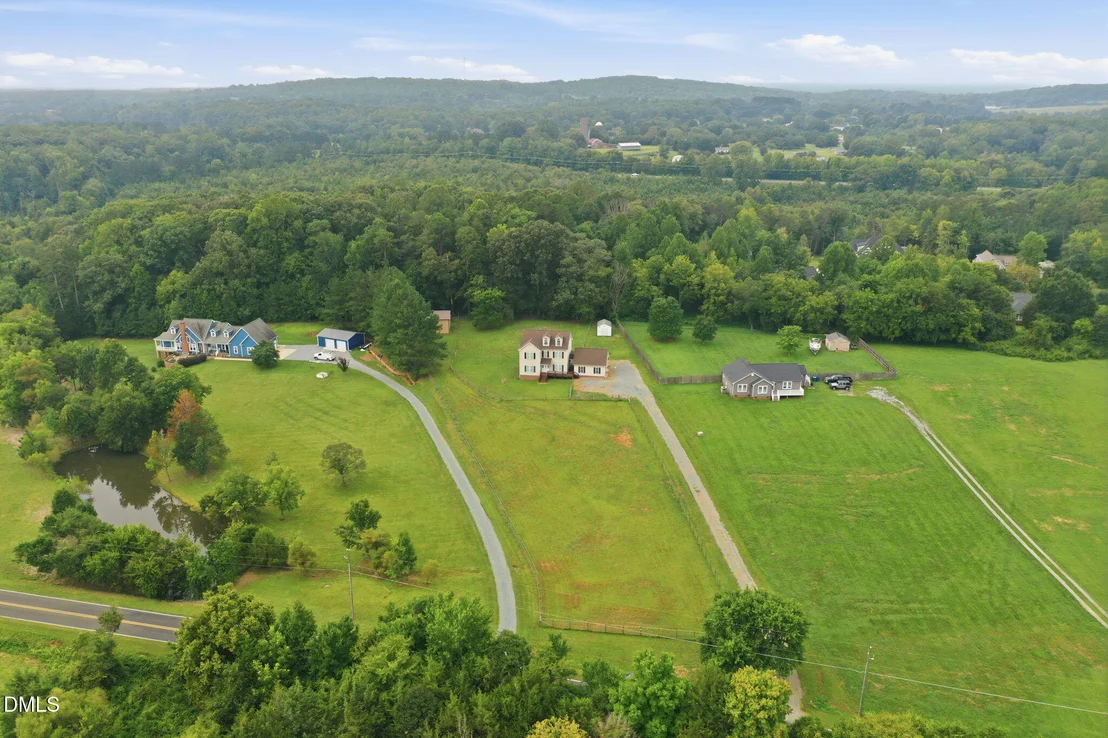Photo of 4872 Thom Road