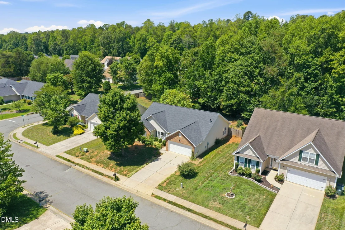 Photo of 514 Walnut Crossing Drive