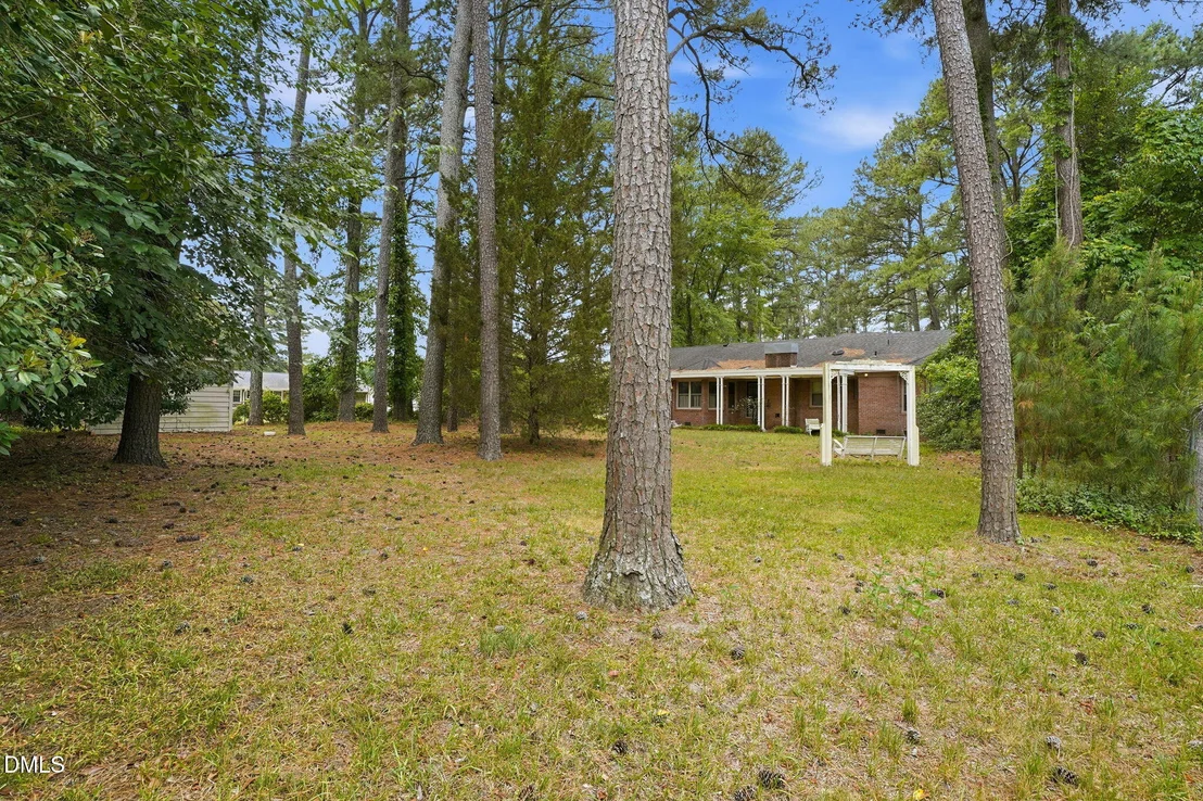 Photo of 703 Mcmillan Drive