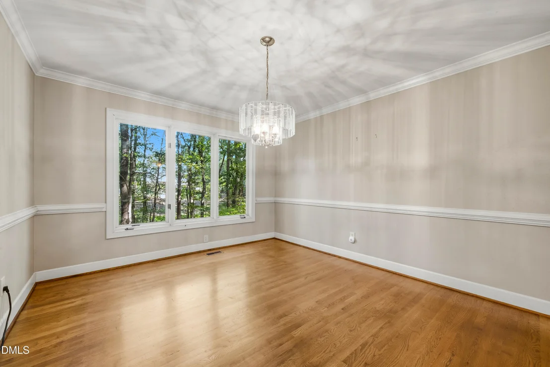 Photo of 225 Dalton Drive