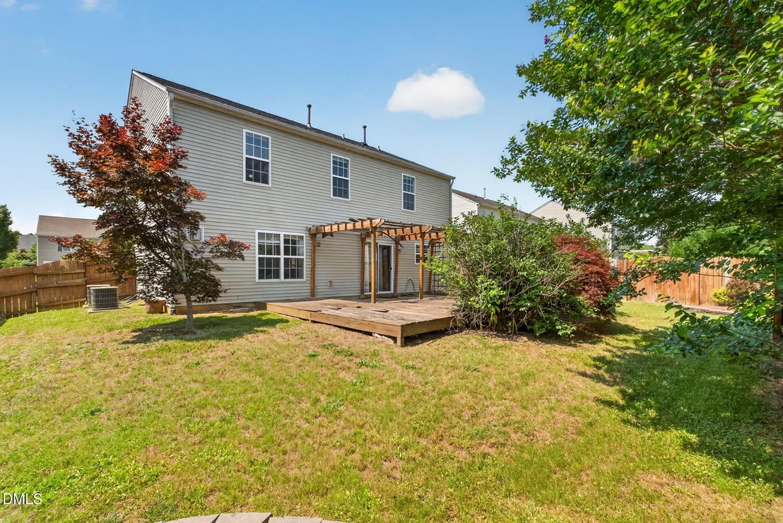 Photo of 1012 Breeze Lane