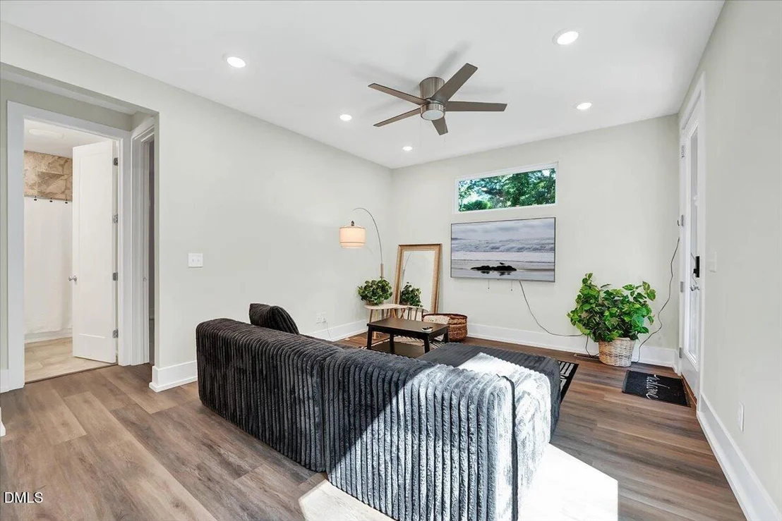 Photo of 2982 Carolyn Drive