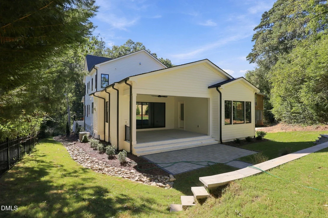 Photo of 2702 N Mayview Road
