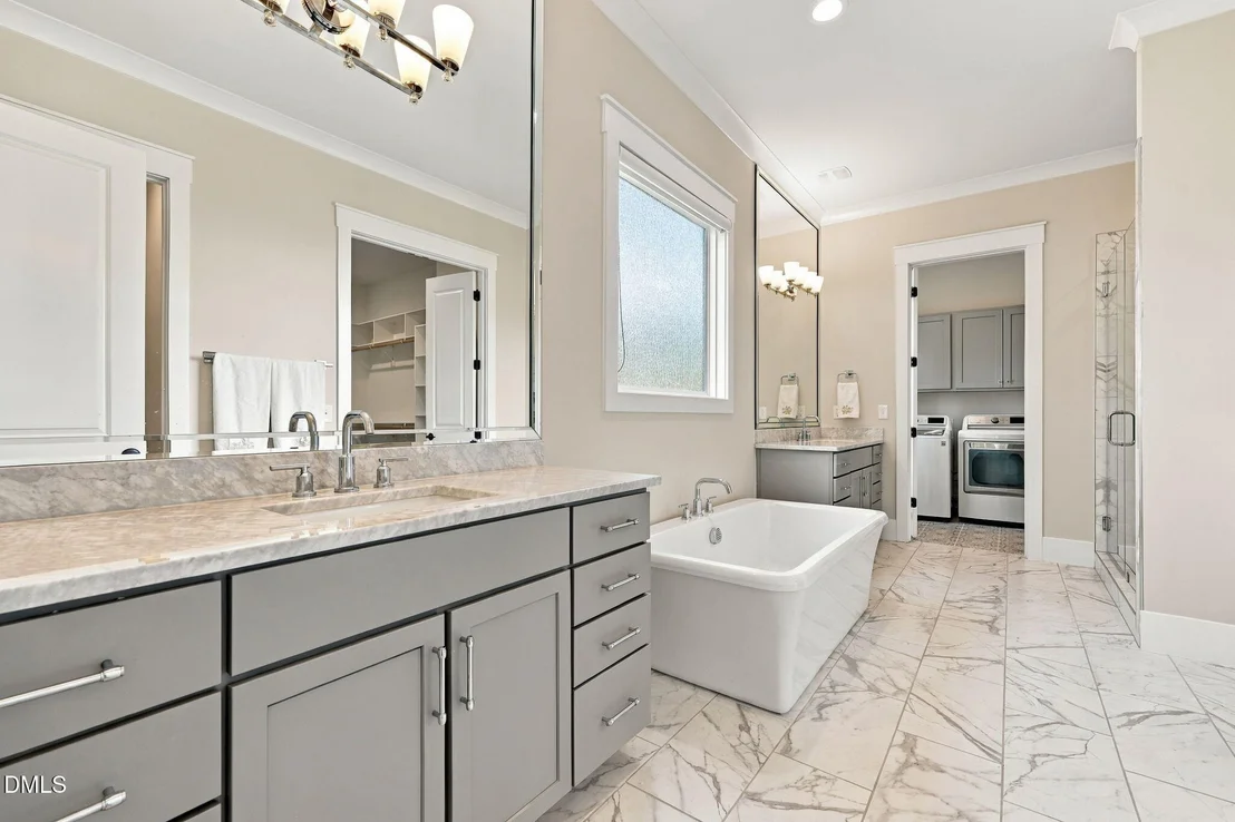 Photo of 1221 Perry Bluff Drive