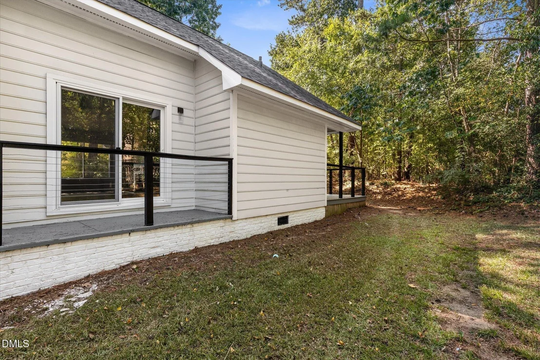 Photo of 460 Dickens Drive