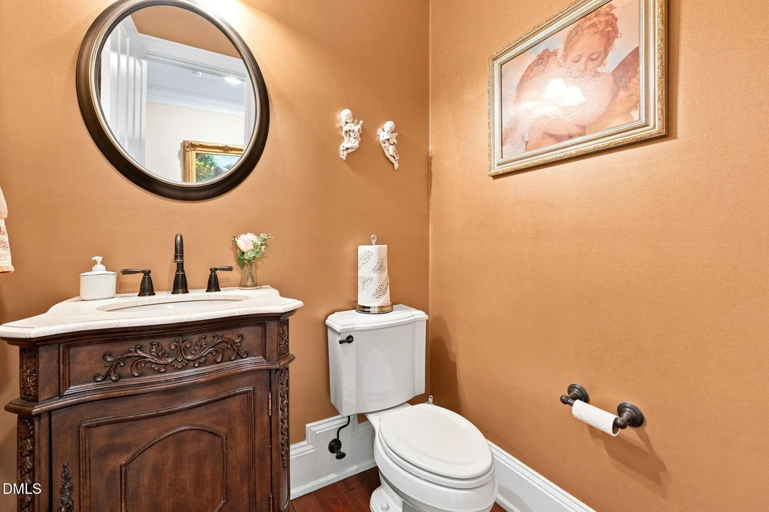 Photo of 6102 Treyburn Point Drive