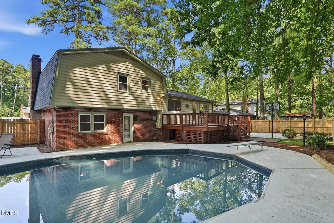 Photo of 803 Roanoke Drive