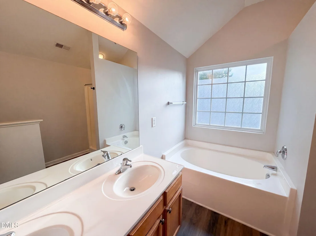 Photo of 1448 Ricochet Drive