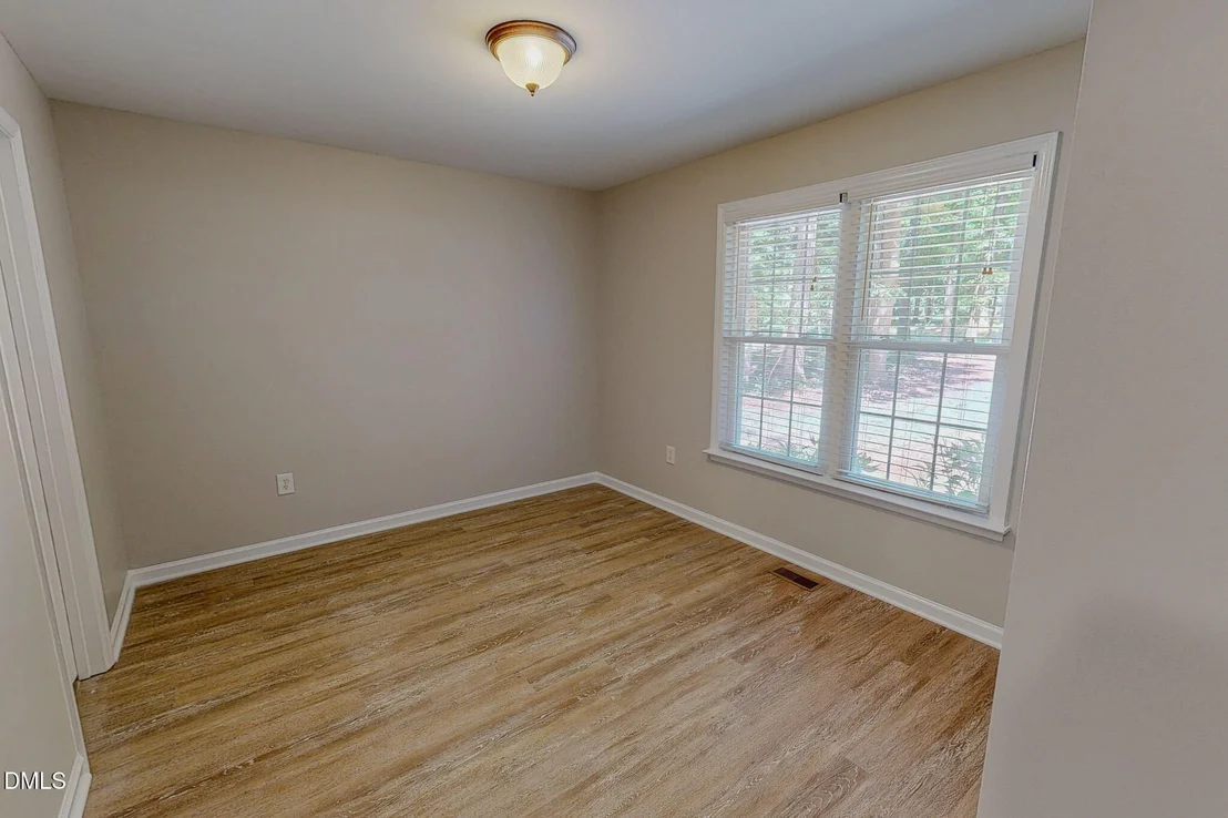 Photo of 180 Dandelion Drive