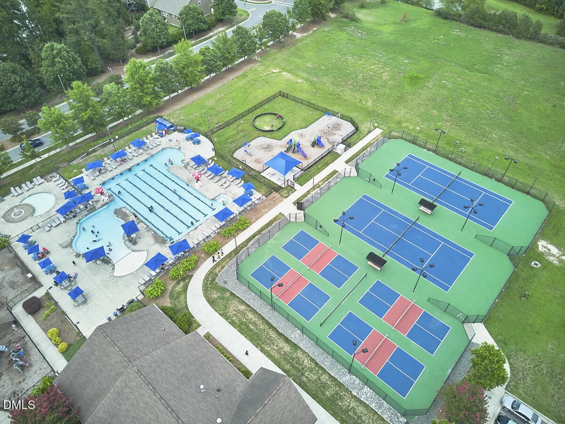 Photo of 2106 Hemlock Hill Drive