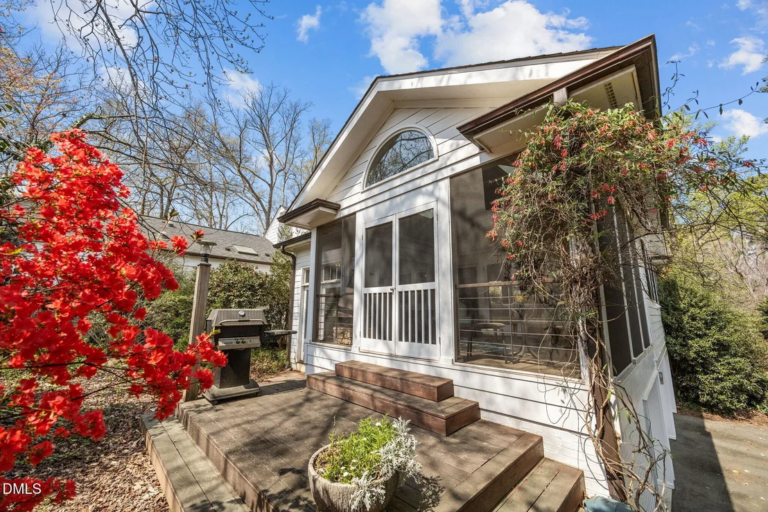 Photo of 2425 Argyle Drive
