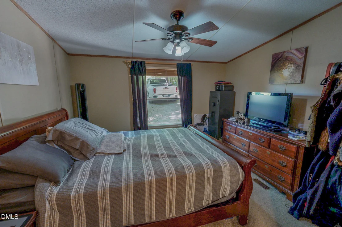 Photo of 132 Riverbend Way