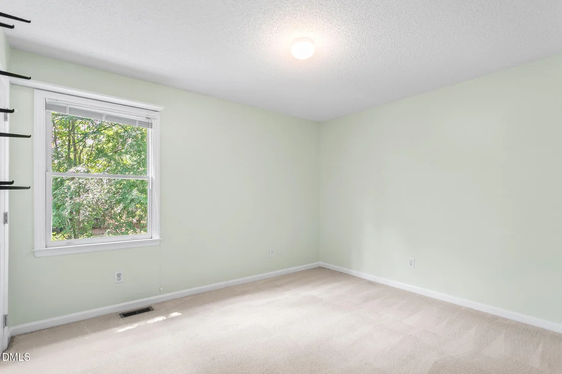 Photo of 207 Windhover Drive