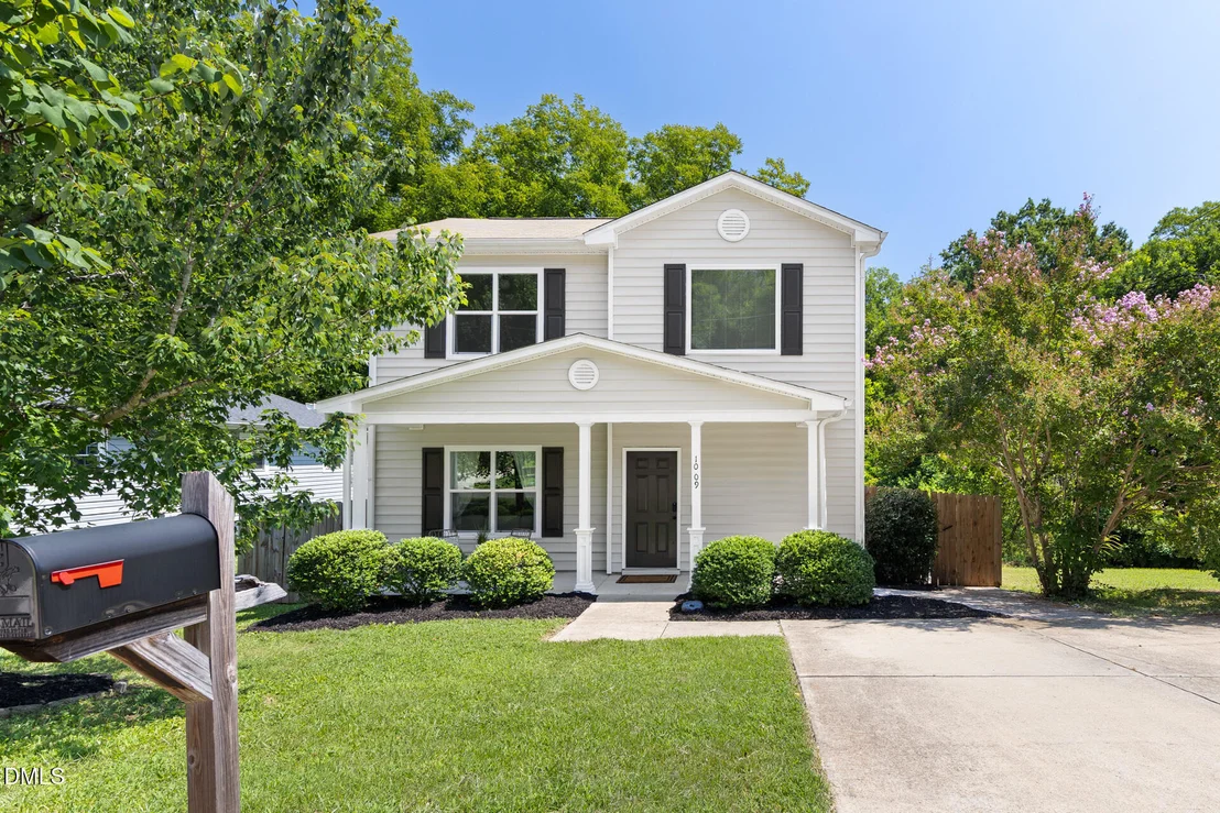 Photo of 1009 Rock Street