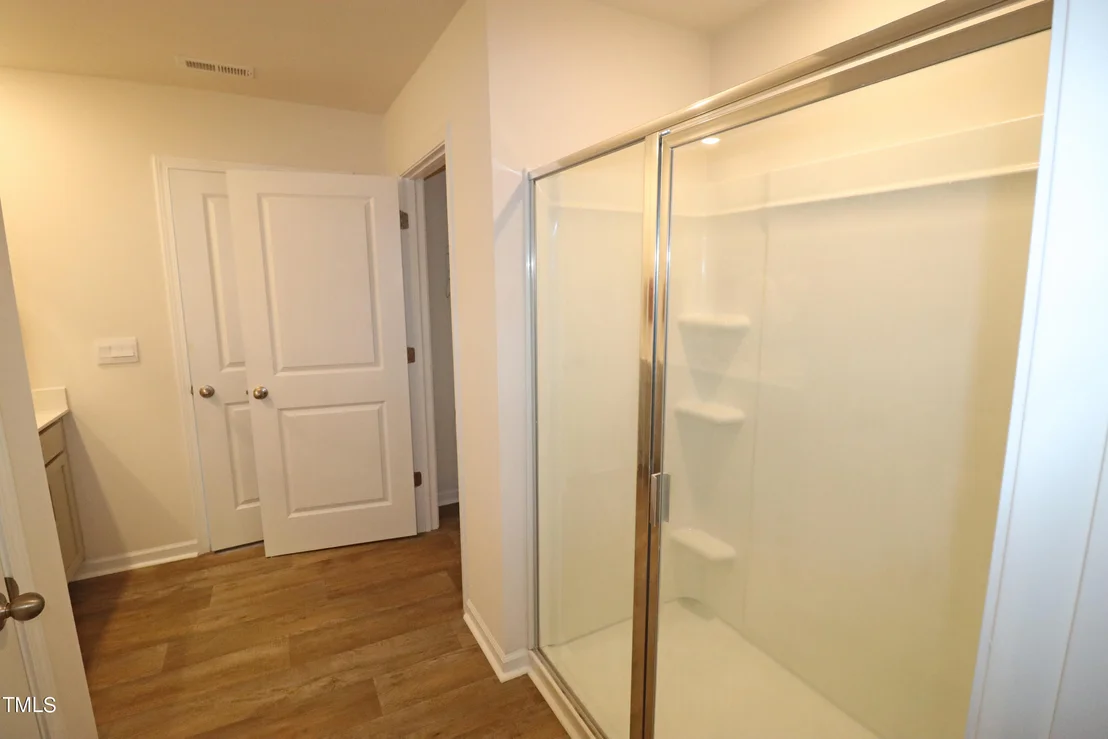 Photo of 5445 Carolines Way
