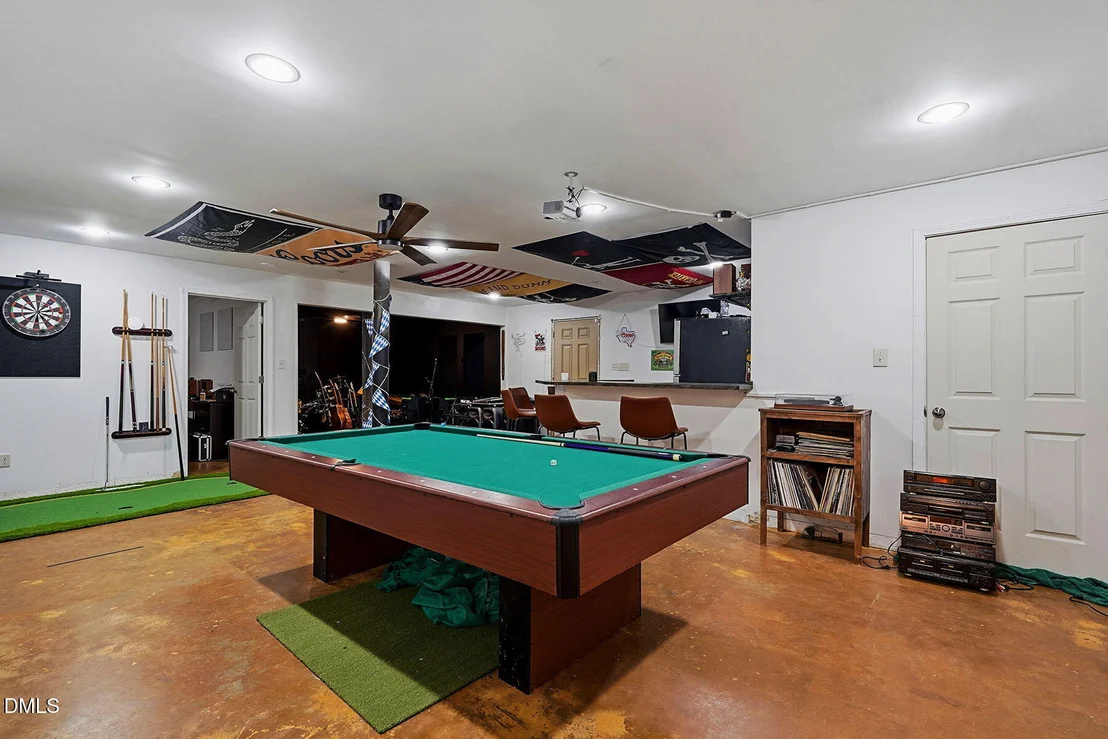 Photo of 415 River Bluff Drive N