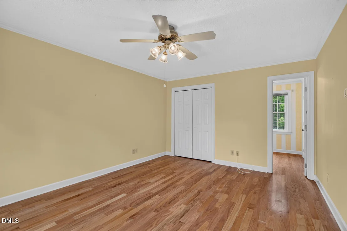 Photo of 6125 Iris Drive