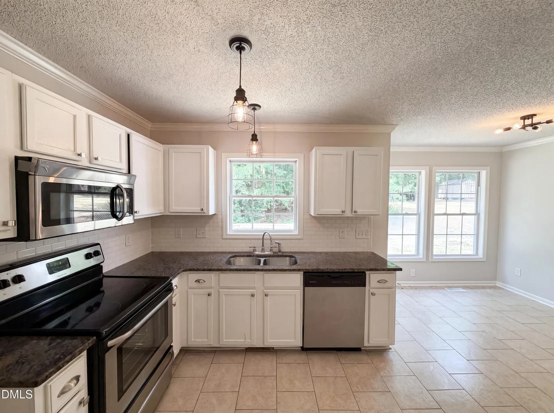 Photo of 1024 Laurel Leaf Road