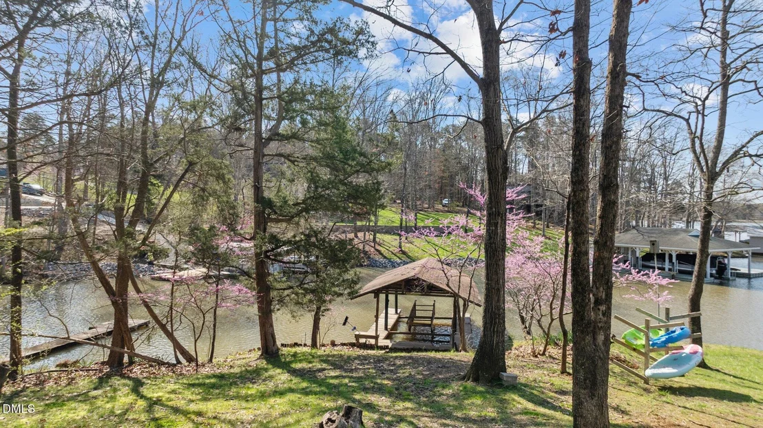 Photo of 350 Fox Lair Trail