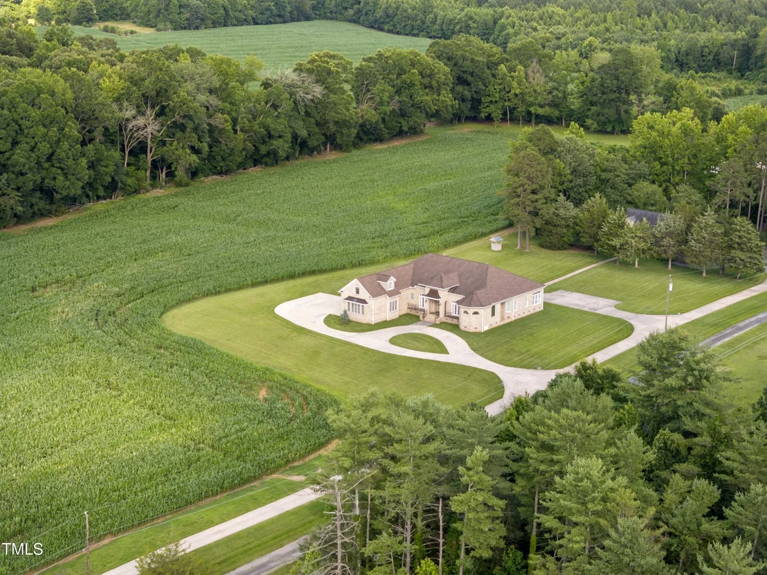 Photo of 5633 Baptist Assembly Road