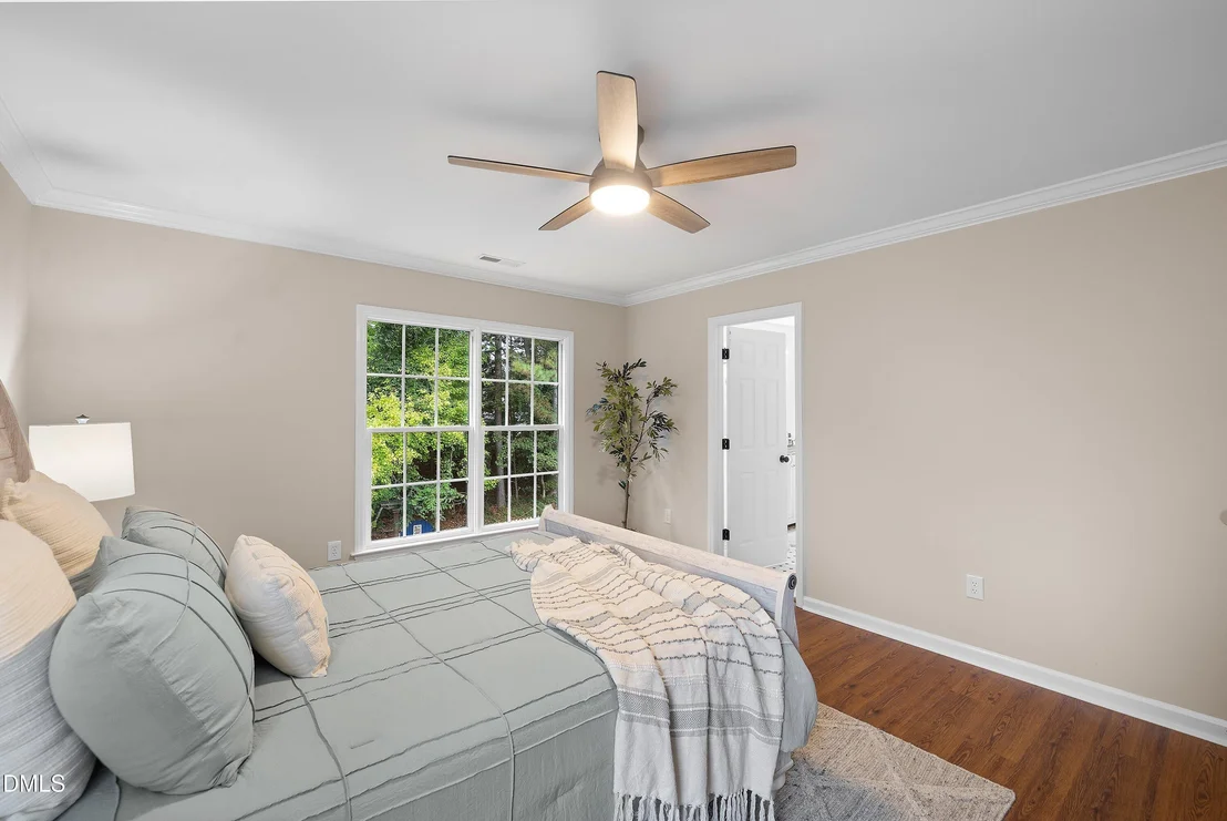 Photo of 711 Midsummer Lane