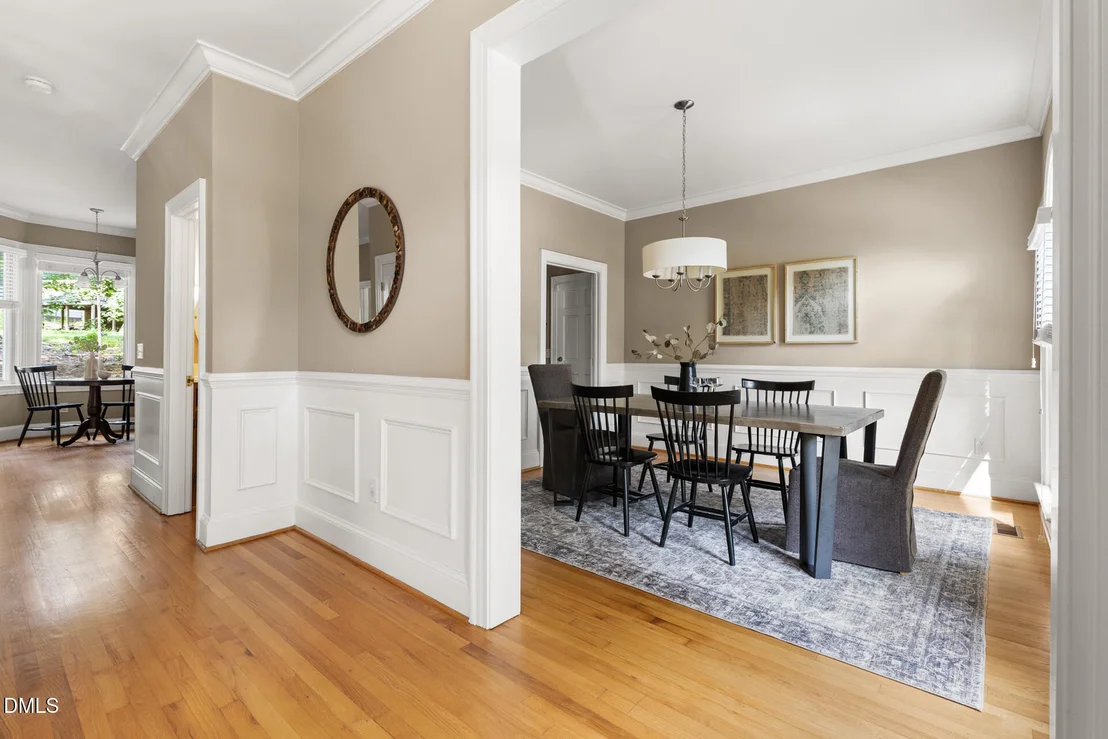 Photo of 2204 Meade Lane
