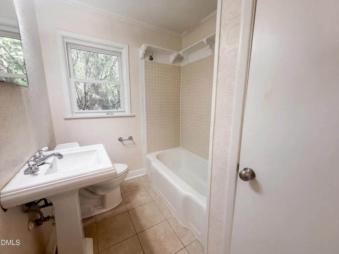 Photo of 2929 Maple Avenue