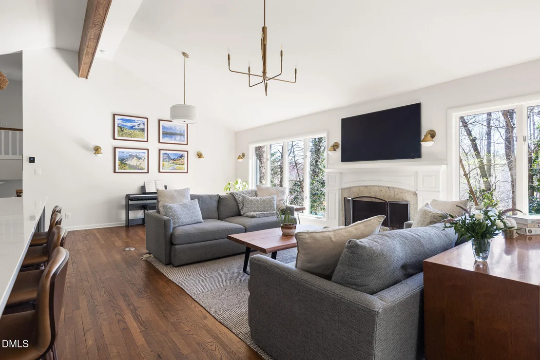 Photo of 353 Tenney Circle